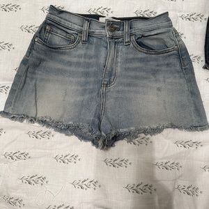 PINK Victoria’s Secret ~ Denim shorts ~ size 2